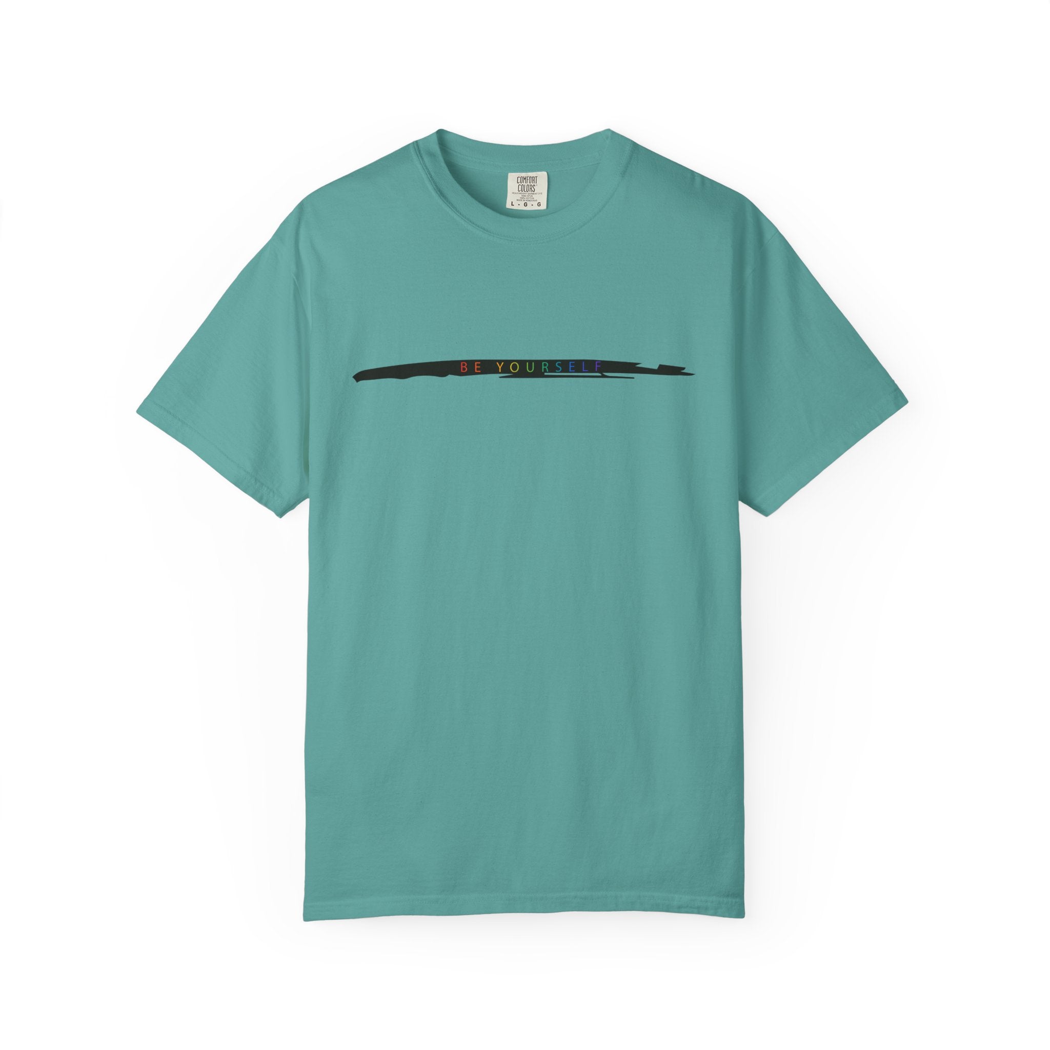 Closet Rebel "Be yourself" T-Shirt — Minimal Vintage Streetwear Tee