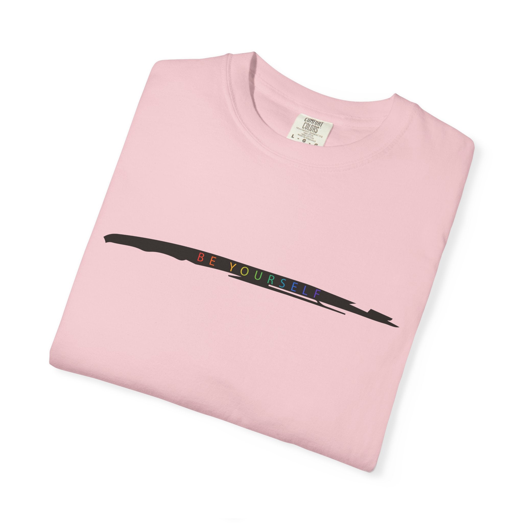 Closet Rebel "Be yourself" T-Shirt — Minimal Vintage Streetwear Tee
